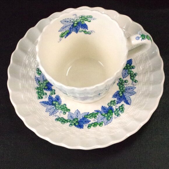 Set of 4 Spode China Demitasse Cup and Saucers Valencia Pattern England - Picture 5 of 7